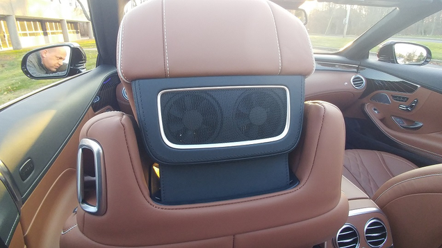 M-B’s AIRSCARF - Coolest feature ever. (pay no attention to that knucklehead in the mirror)